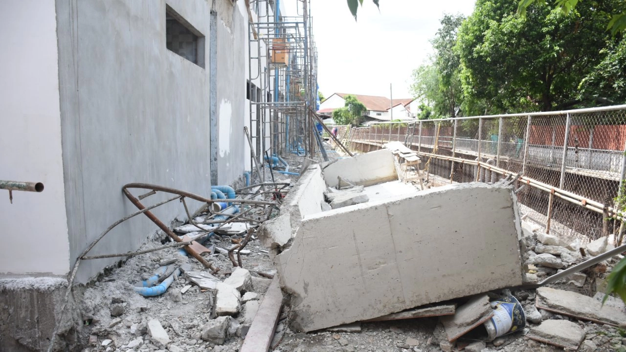 คานปูนย่านนวมินทร์ 60 เกิดเหตุถล่ม