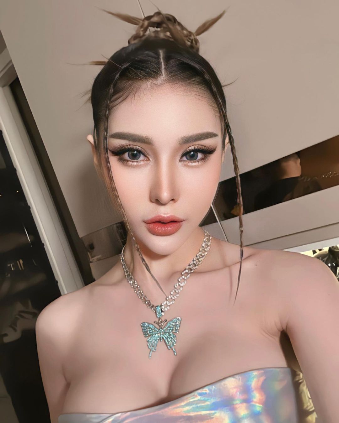 วาร์ปดีเจโมนาลิซ่า