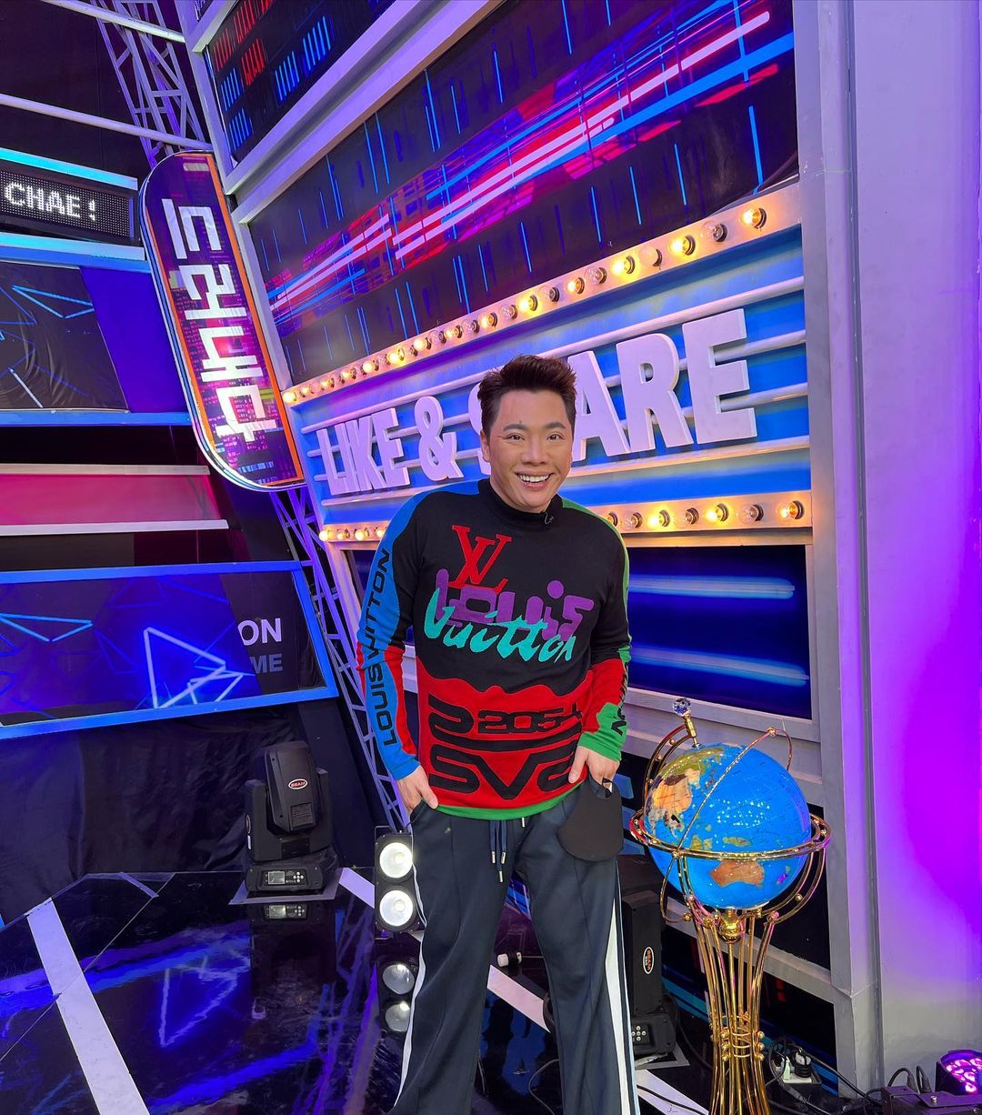 ทะเบียนรถ มดดำ