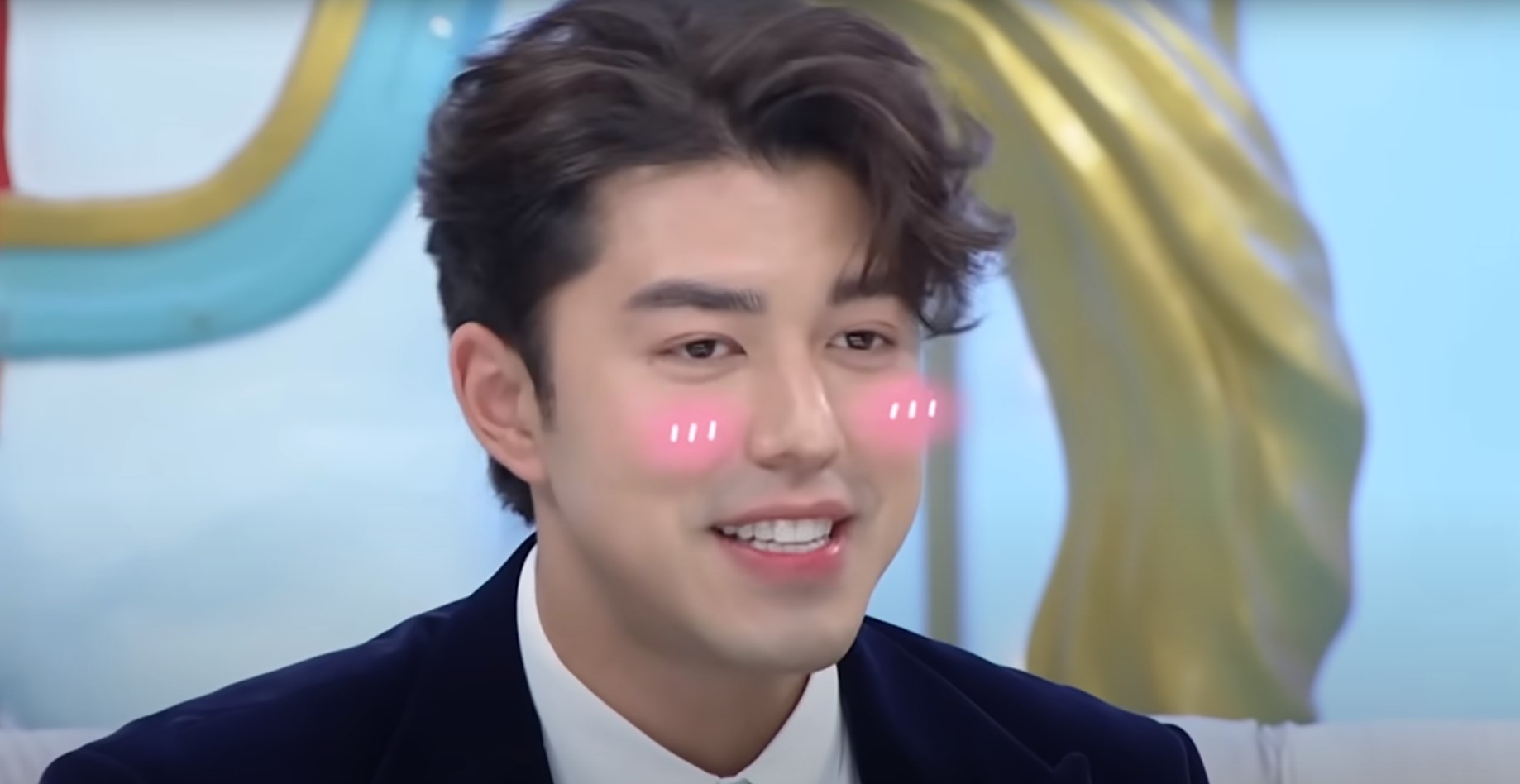 นาย ณภัทร ร้องไห้ ใบเฟิร์น