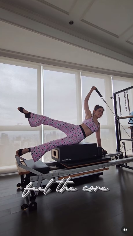 น็อต วิศรุต เล่นน้ำกับลูก