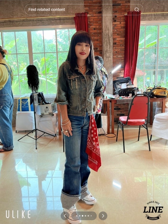 พี่ดำทอมโสด แต่งหญิง