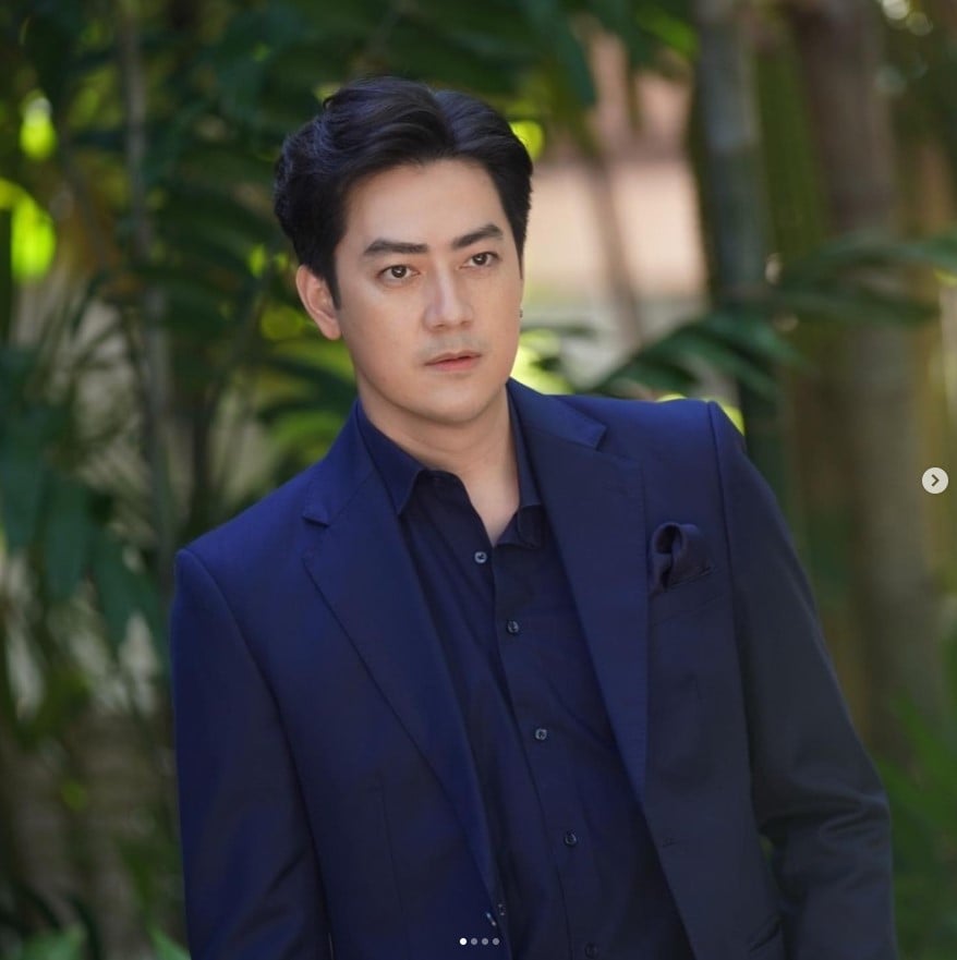 ฟิล์ม รัฐภูมิ ดีเจเพชรจ้า FOREX-3D