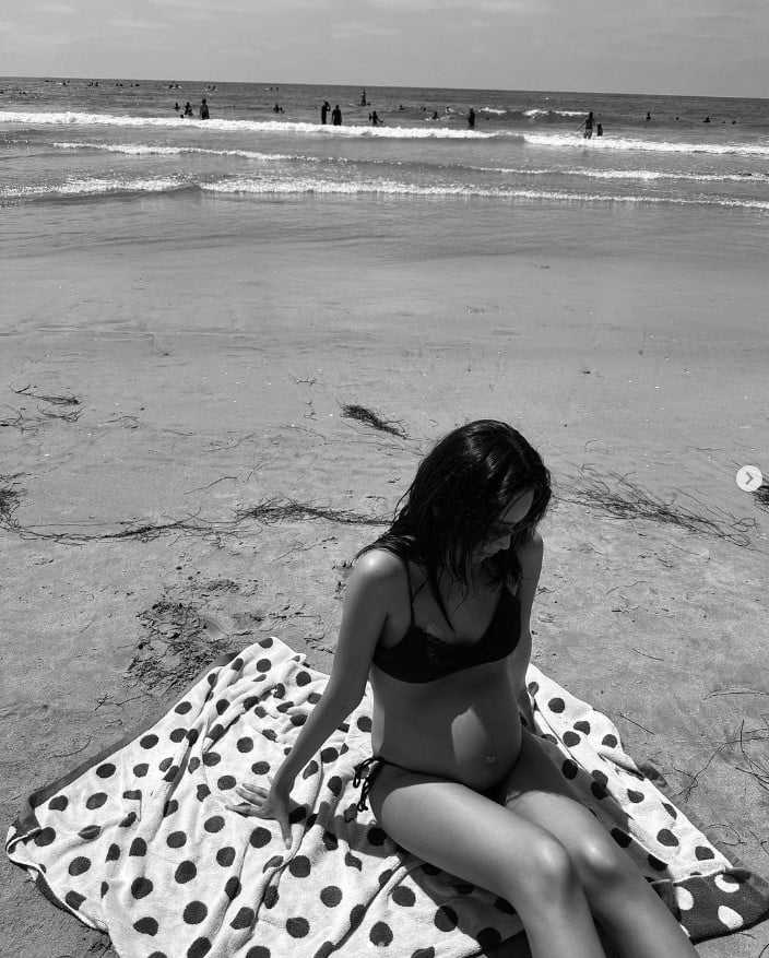 ฟ้า ยงวรี ท้องโต