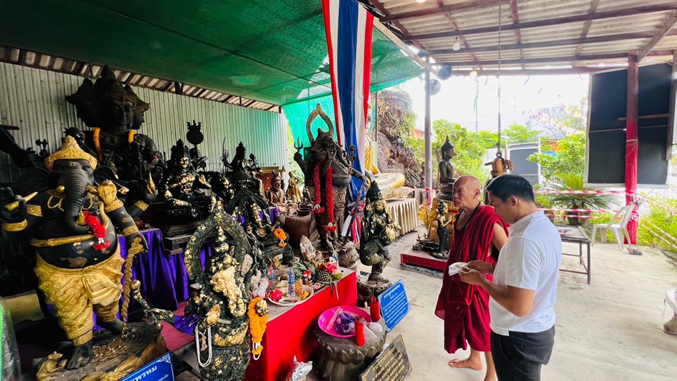 หลวงพ่อแป๊ะ จาพนม