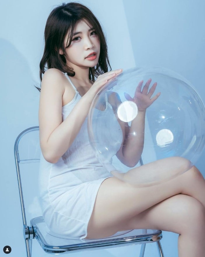 อลิซ หว่อง นางเอก AV