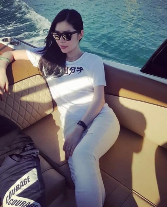 อวดรวย ไม่สระผมเอง