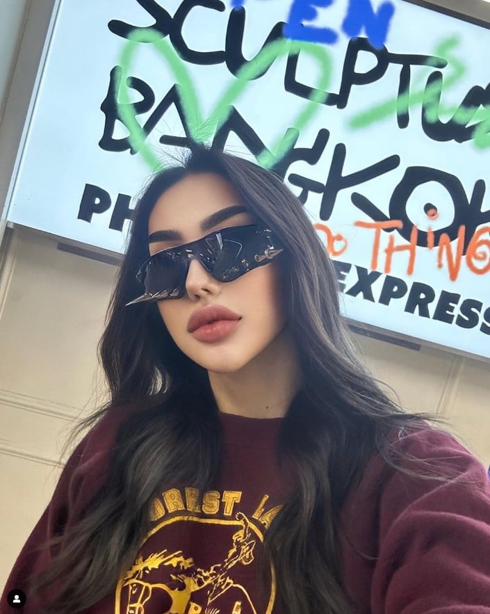 เบล บุษยา ไลฟ์สด ขับรถ เปิดเสื้อ