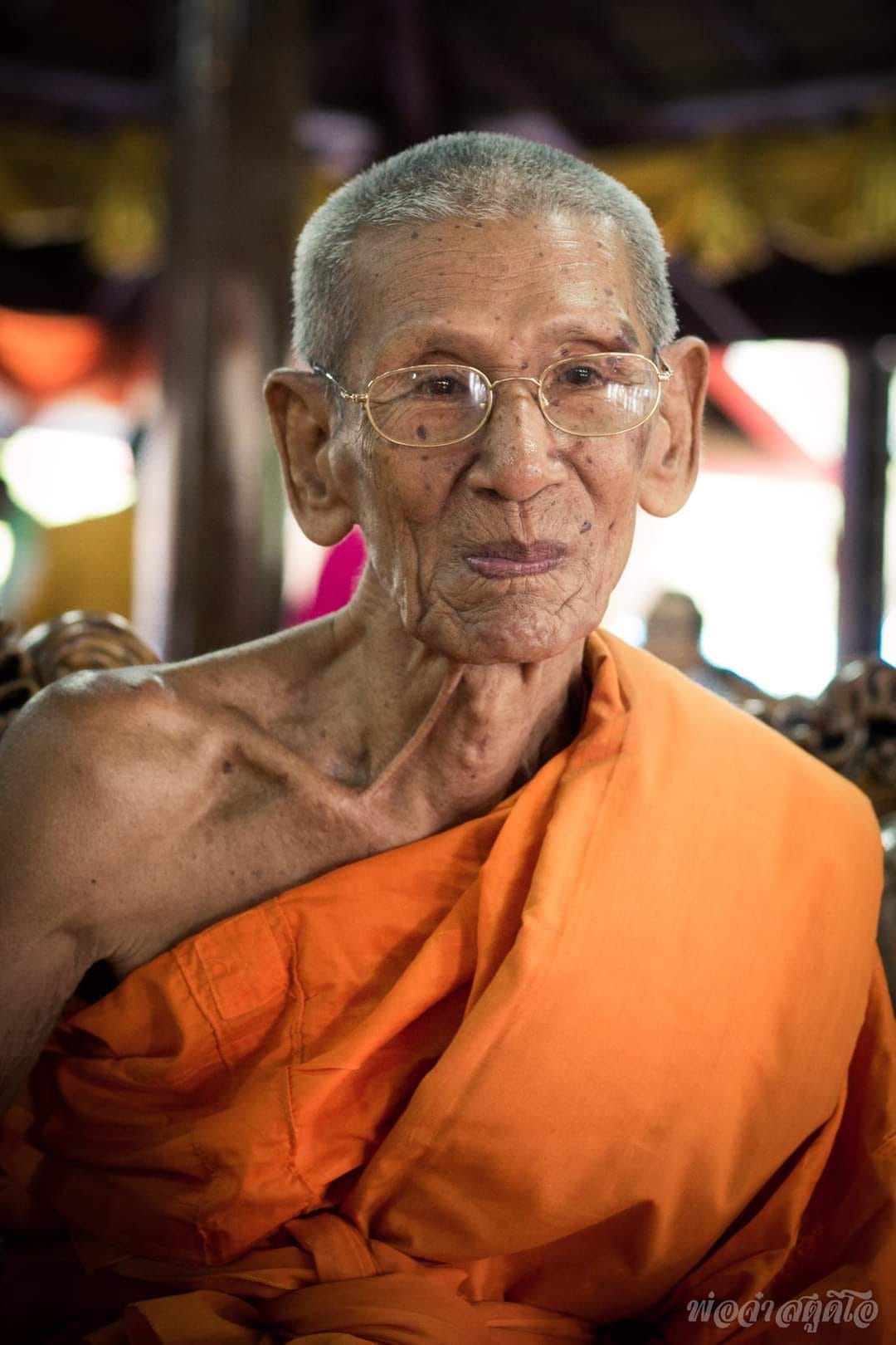 เลขมงคล หลวงปู่สนม มรณภาพ