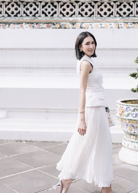 เลขเด็ด เนย โชติกา วันเกิด