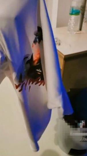 เสรีพิศุทธ์ เสื้อ