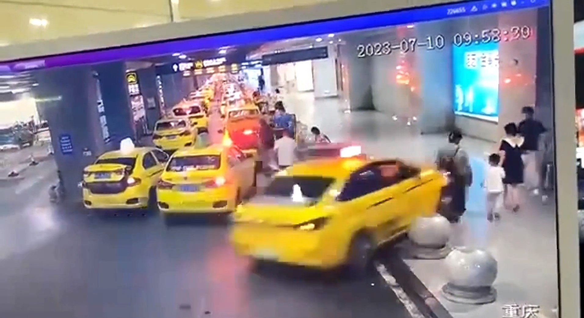 แท็กซี่ ชนคน