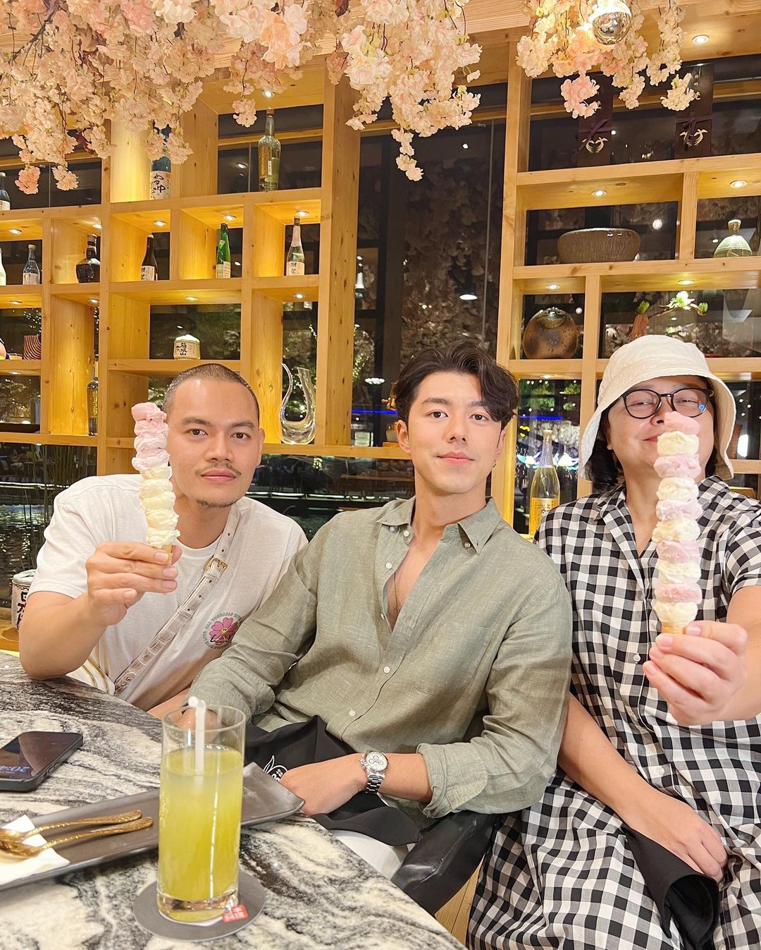 แม่หมูพิมพ์ผกา นายณภัทร