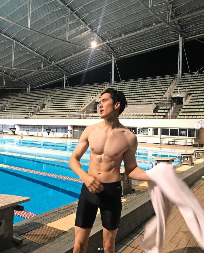 โก้ วศิน ชุดว่ายน้ำ