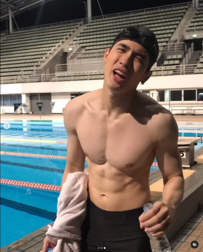 โก้ วศิน ชุดว่ายน้ำ