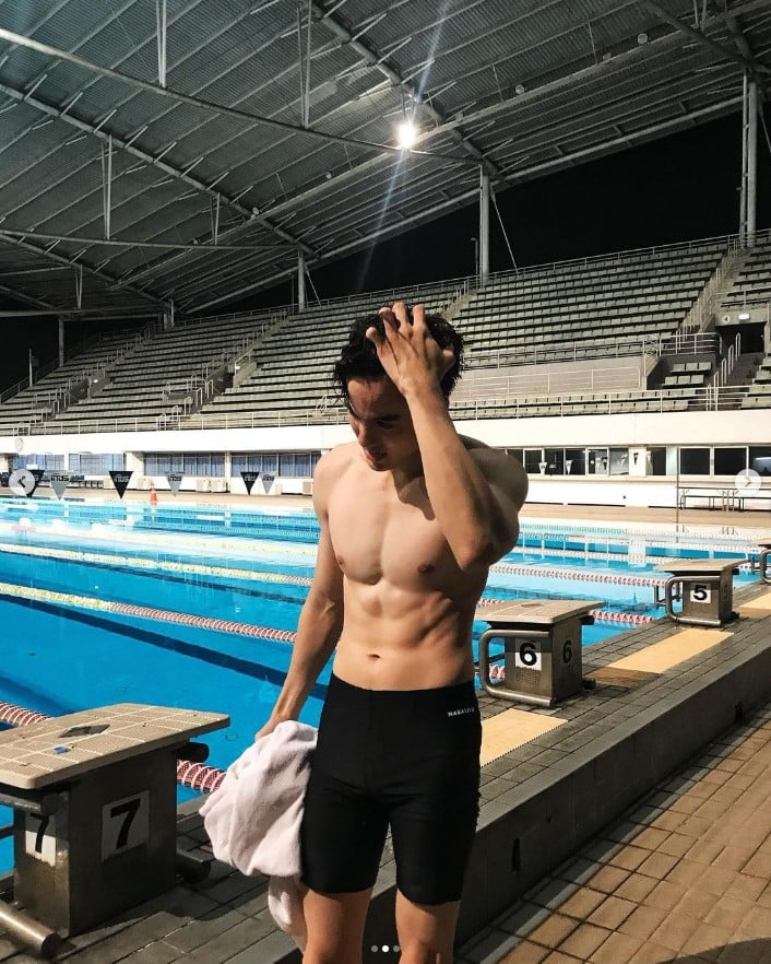 โก้ วศิน ชุดว่ายน้ำ