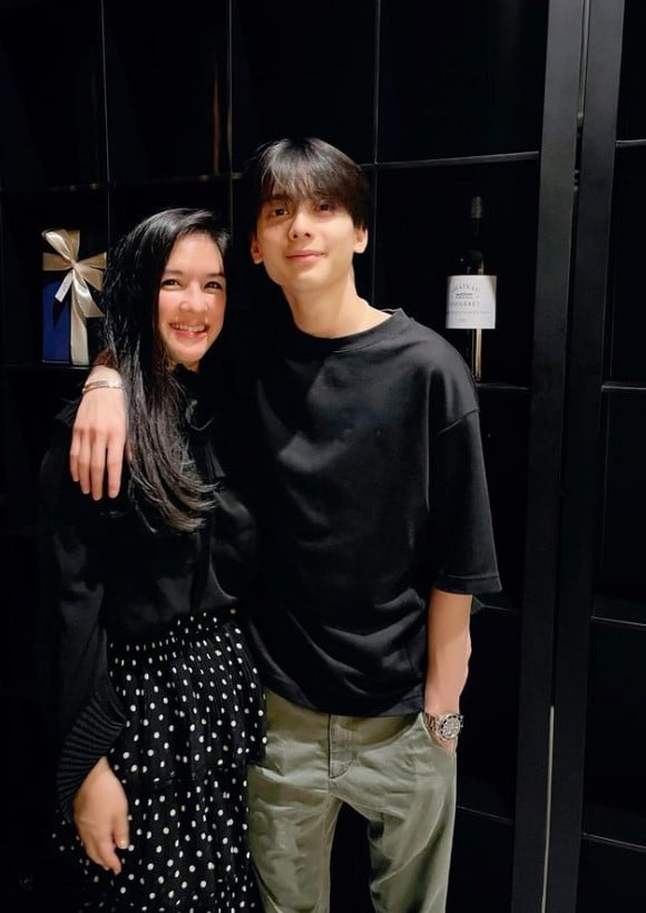 โบ ชญาดา โพสต์ด่าใคร