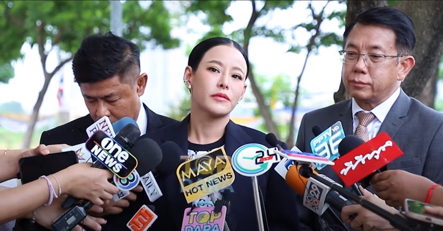 หนิง ปณิตา ทนายมือที่ 3