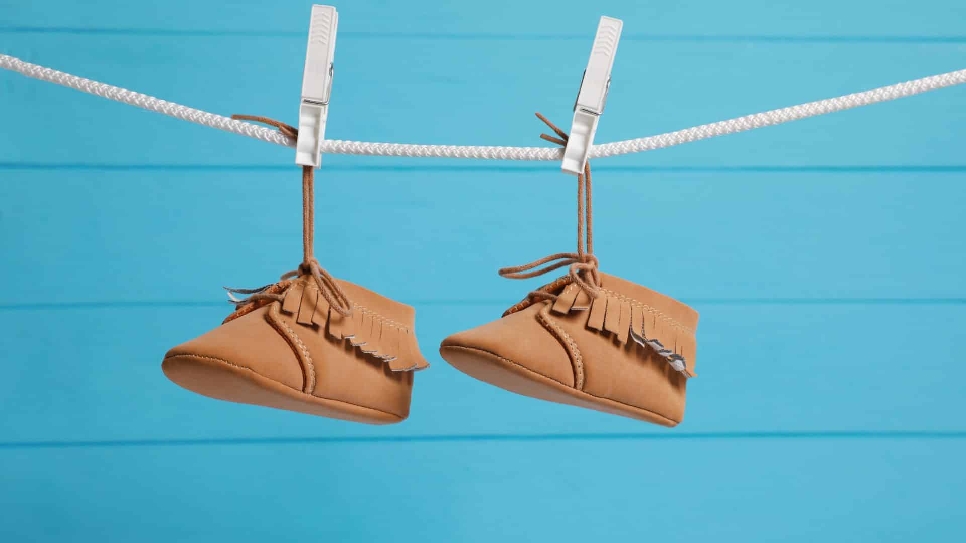 19 วิธีดับกลิ่นรองเท้า 2566