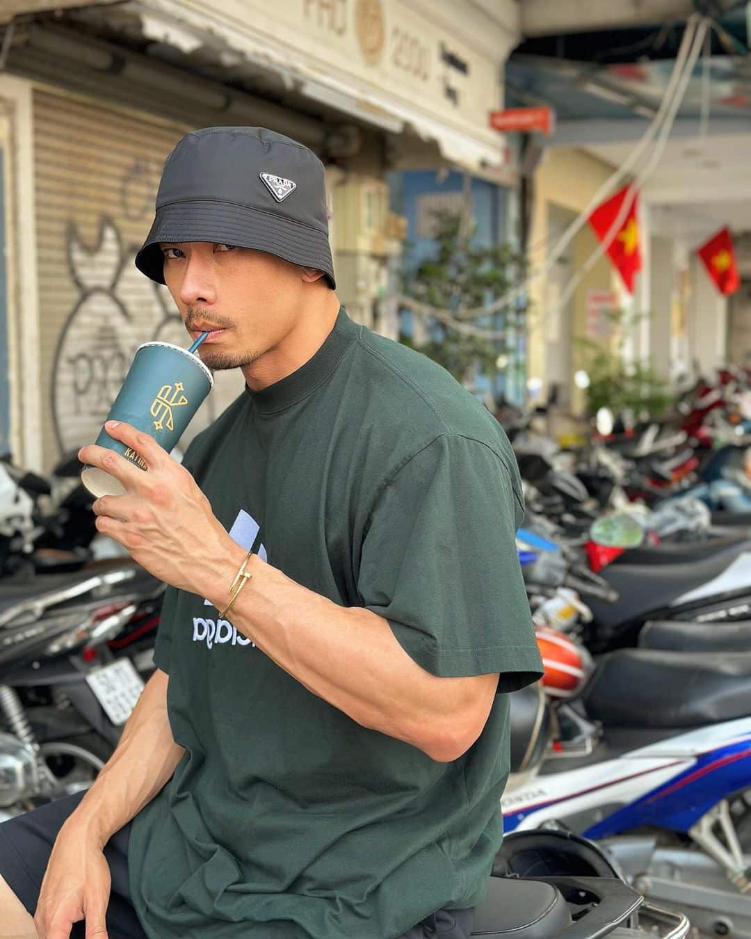 นายแบบมอญร่วมงานบุญท่านอ้น