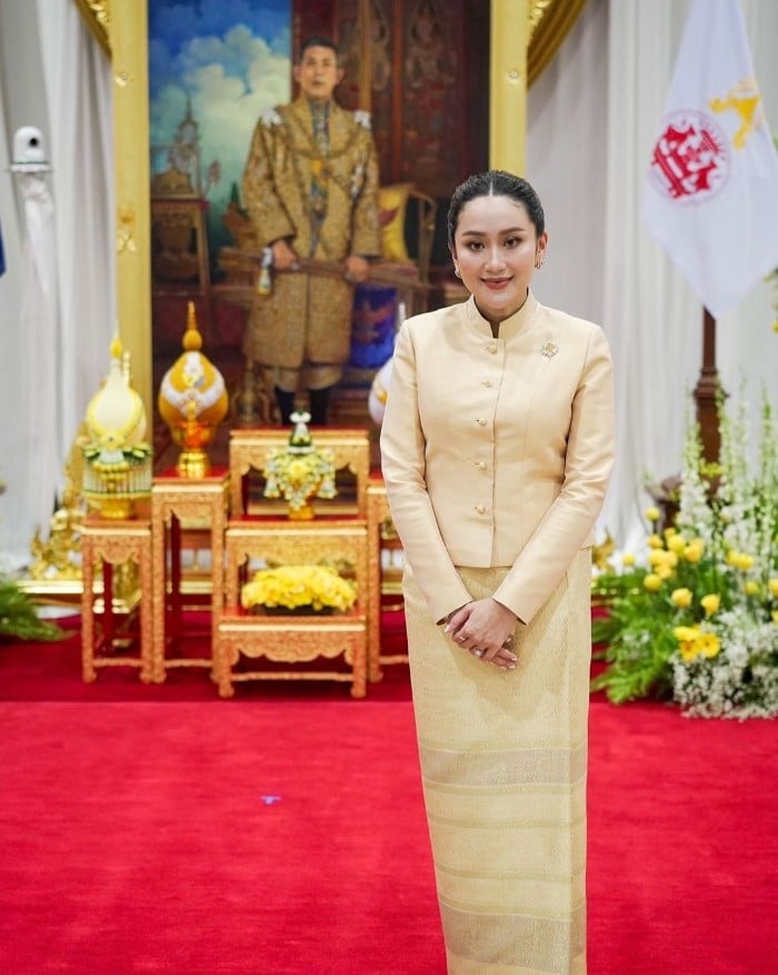 อุ๊งอิ๊ง ทัวร์ลง