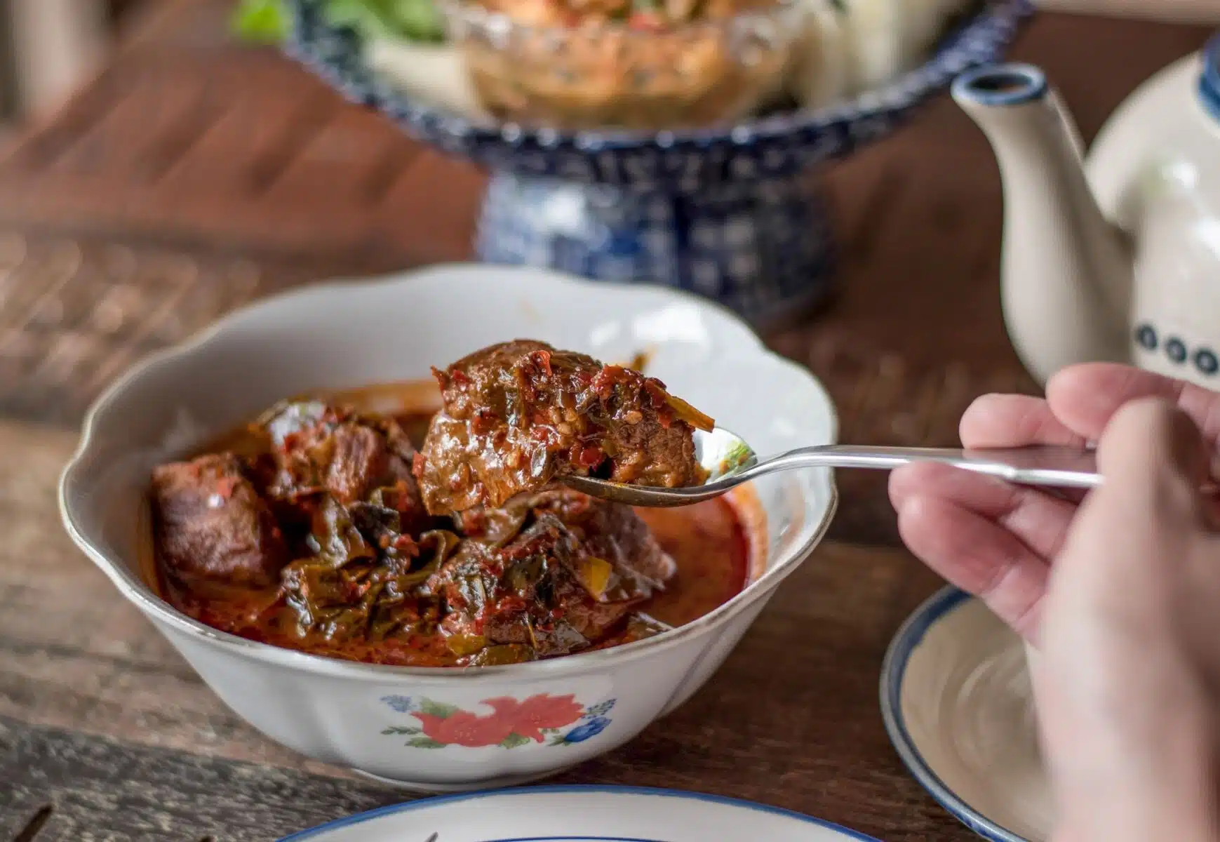 Supanniga-Eating-Room-by-Khun-Yai-