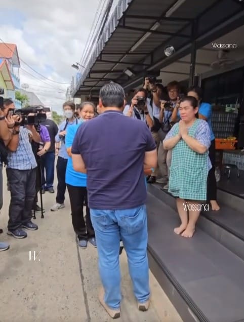 กอด ท่านอ้น วัชรเรศร วิวัชรวงศ์ ลูก ร10 มาไทย