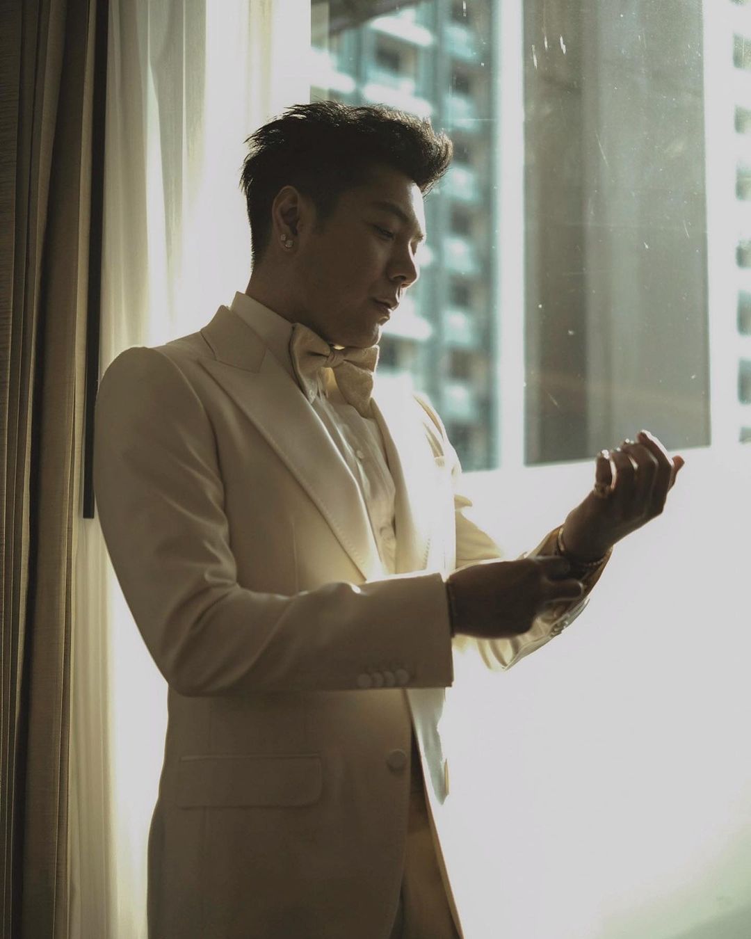 ก้อง เปิดภาพกับเพื่อนสนิท