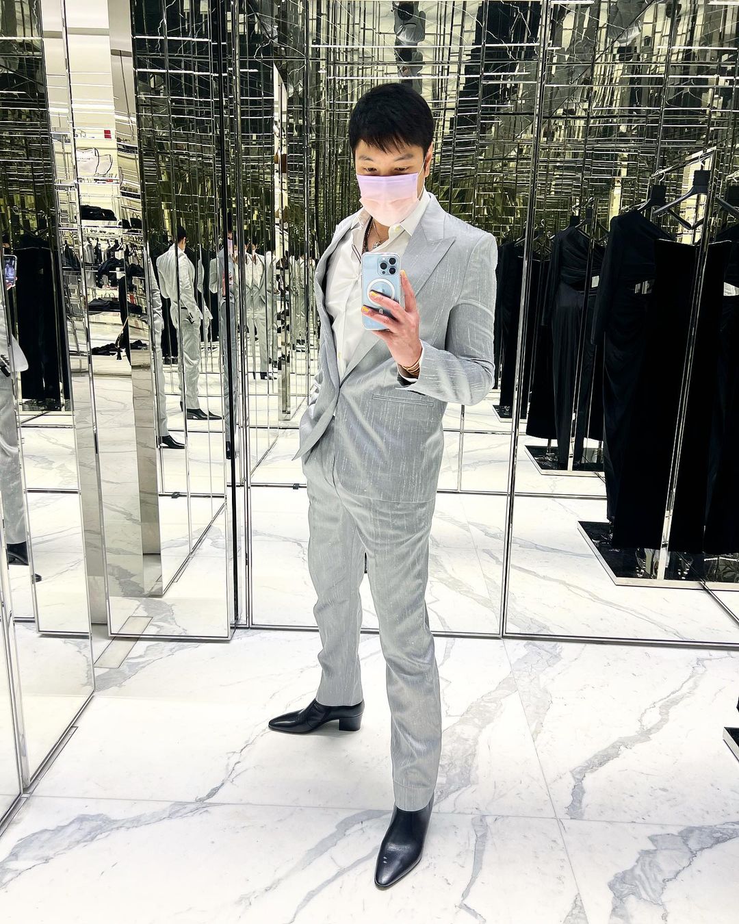 เปิดภาพ ก้อง กรุณ