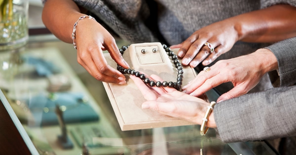 ของขวัญวันแม่ 2566 เครื่องประดับสั่งทำ