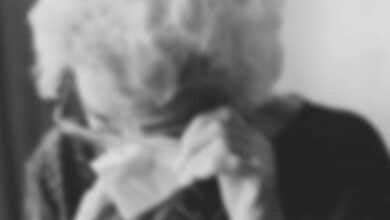 ลูกเขยเวียดนาม ดูแลแม่ยายป่วยหนัก