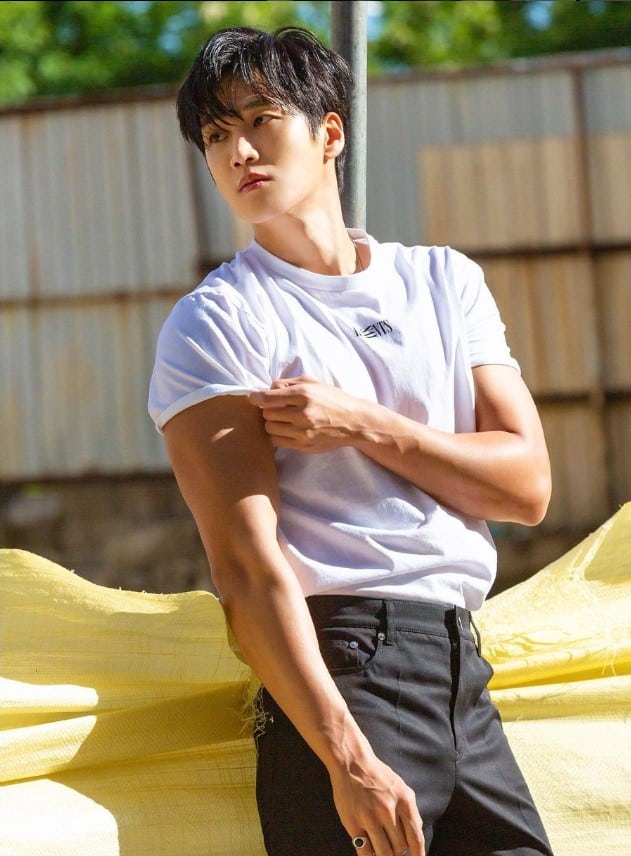 จีซู อันโบฮยอน รู้จักกันได้ยังไง