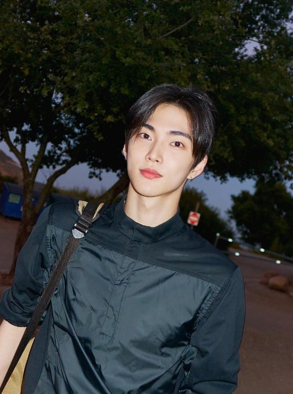 ชาวเน็ตจับตาดู ซึงฮัน Riize