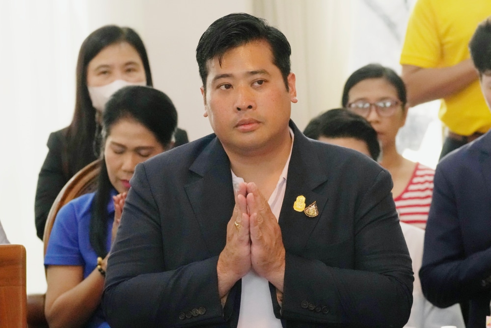 ท่านอ้นทำบุญวัดยานนาวา