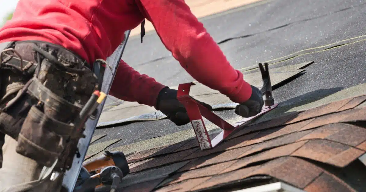 ฝันว่ามุงหลังคาบ้านใหม่