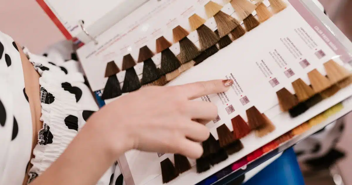 ทำนายฝัน เปลี่ยนสีผมใหม่