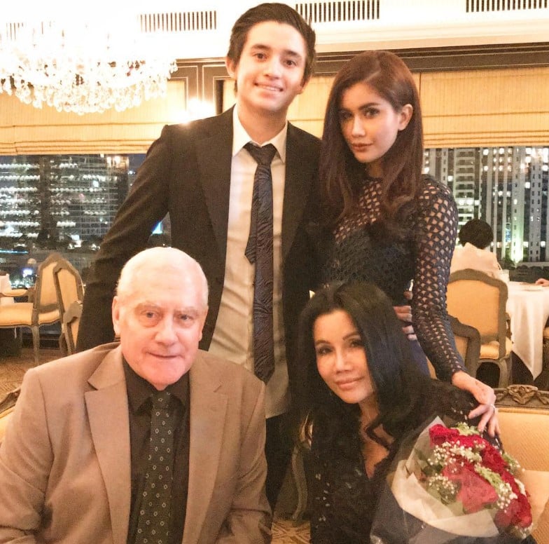 ภาพครอบครัว ปู ไปรยา