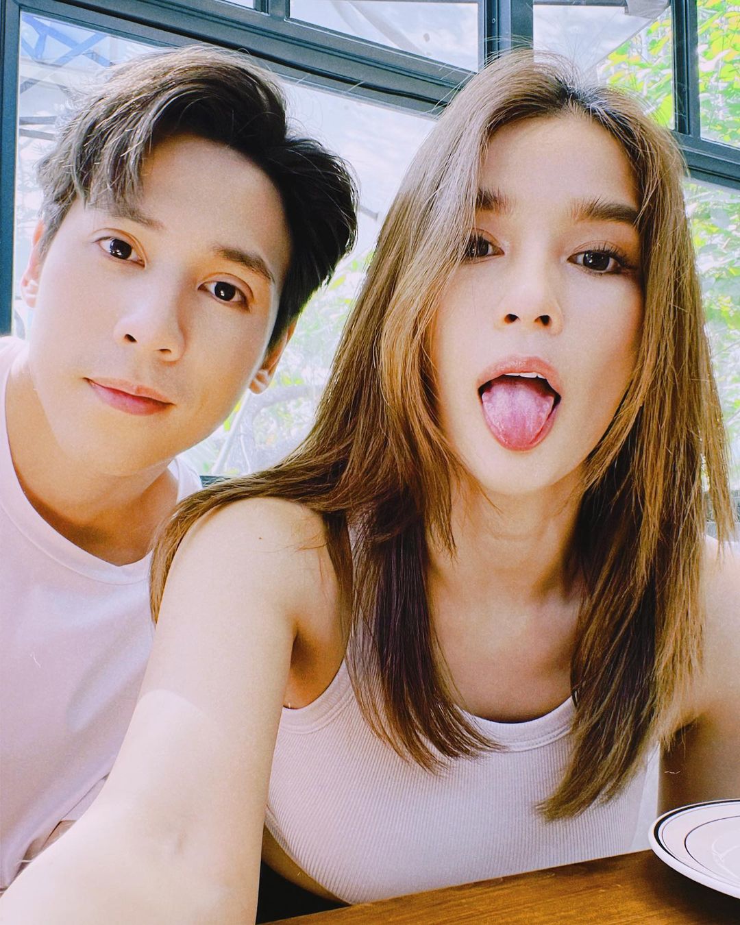 วิว วรรณรท โพสต์เศร้า