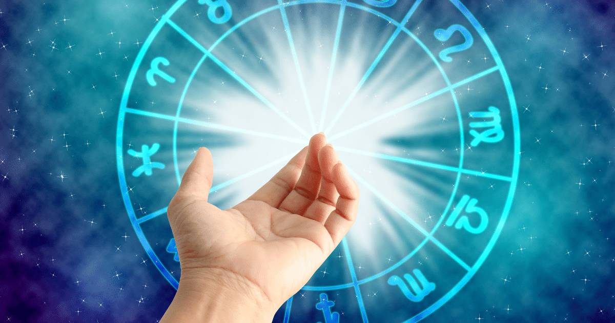 หมอช้าง ดูดวงเดือนกันยายน 2566 ล่าสุด