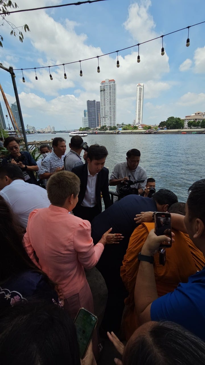 หมอปลายท่านอ้นทำบุญวัดยานนาวา