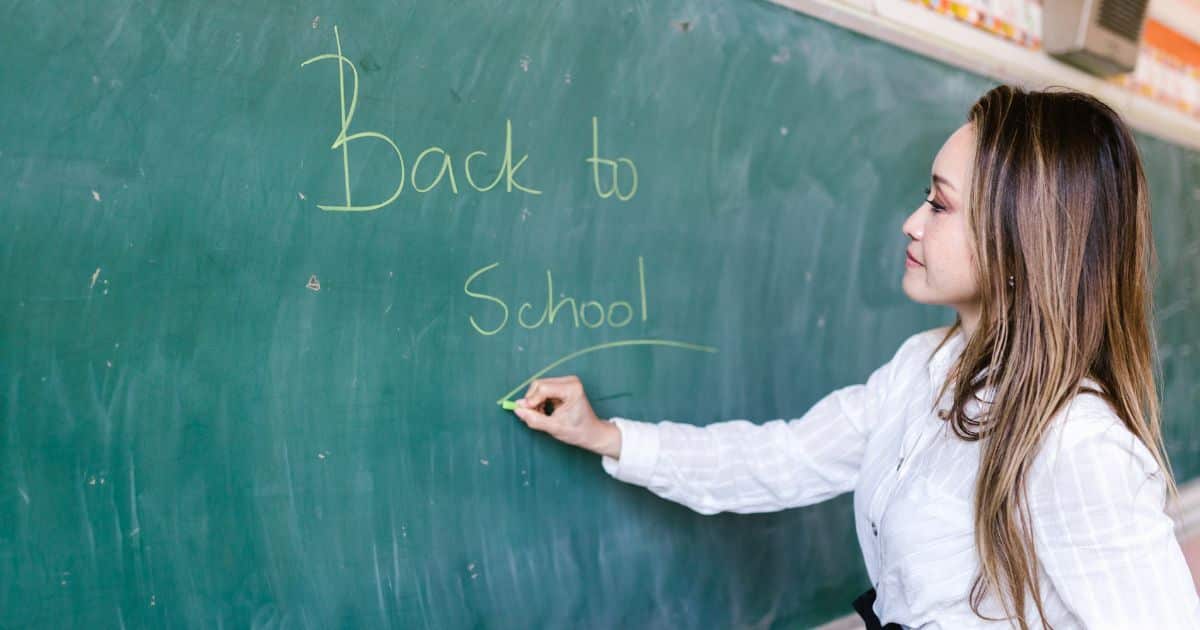 อัตราเงินเดือนครูผู้ช่วย เท่าไหร่