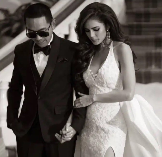 อุ้ม ลักขณา ลบรอยสัก ใช้นามสกุลเดิม