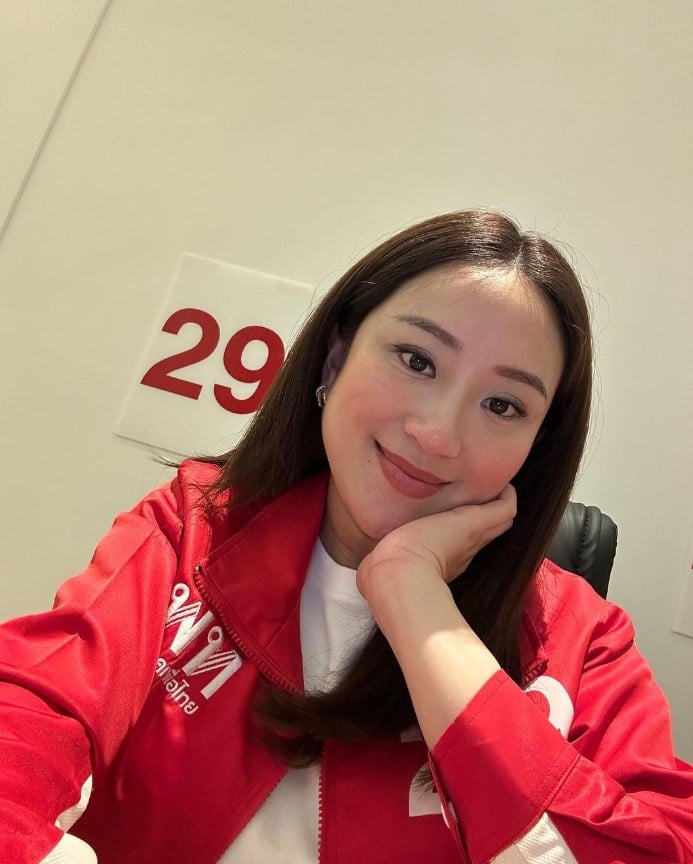 อุ๊งอิ๊ง ทัวร์ลง