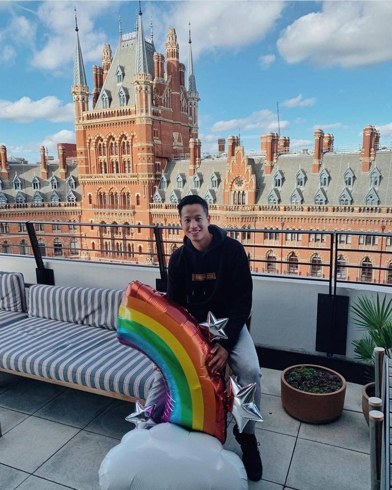 ประวัติ น้อบ ณภัทร ทวีสิน