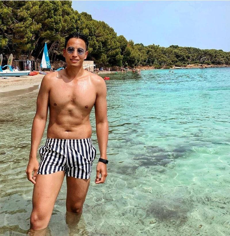 น้อบ ณภัทร คือใคร