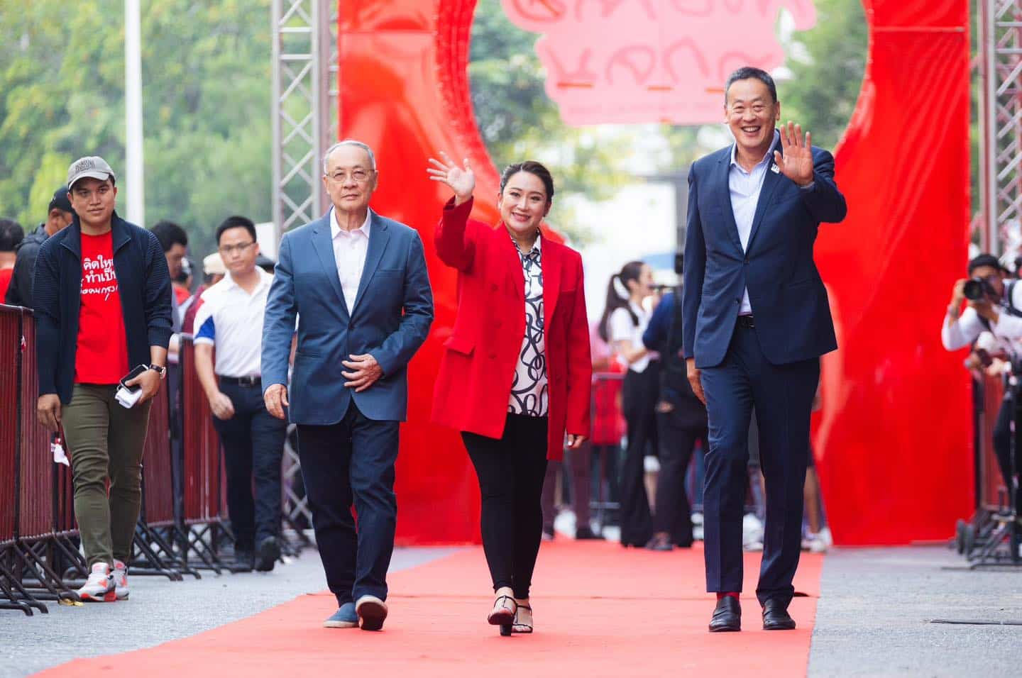 เศรษฐา ทวีสิน เสียภาษี