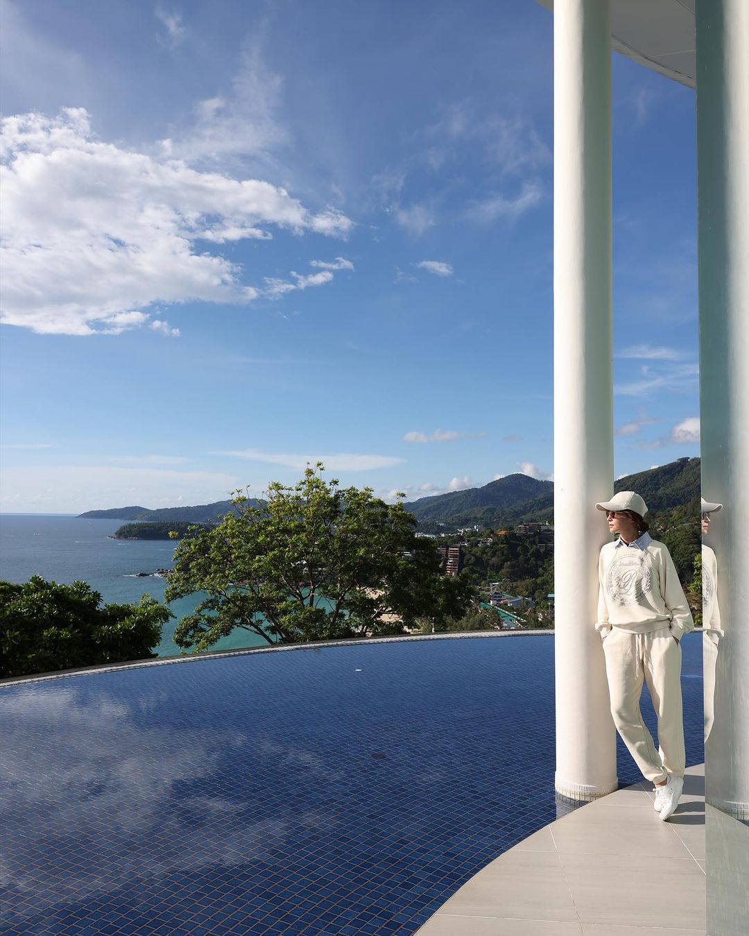 แอน ทองประสม