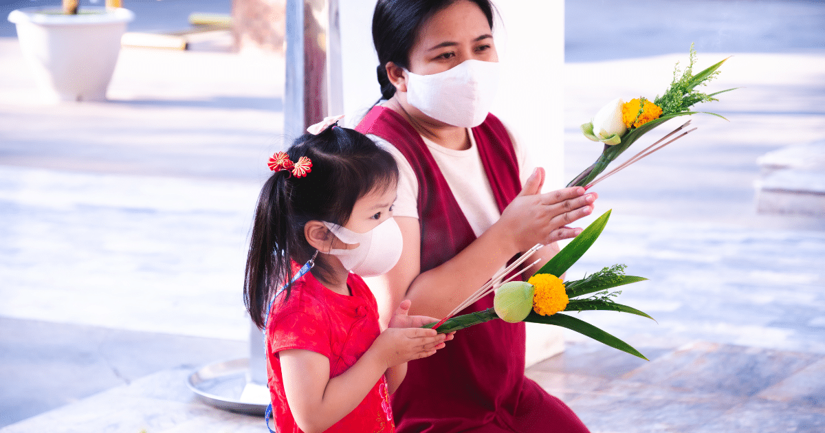 ไขข้อสงสัย ไหว้พระไม่จุดธูป ไม่จุดเทียนได้ไหม ผิดหลักศาสนาหรือไม่