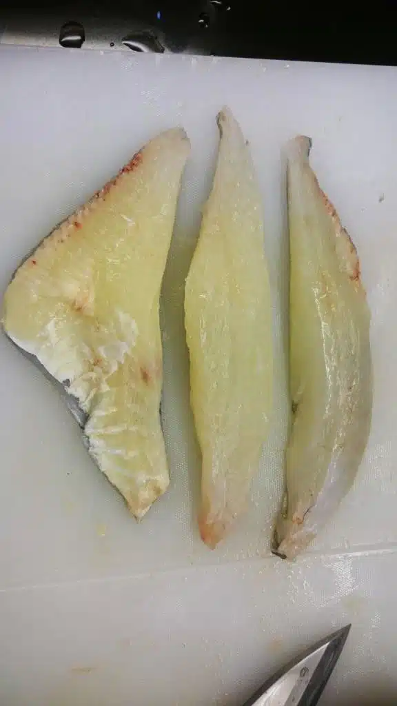 เนื้อปลาดอลลี่สีเหลือง