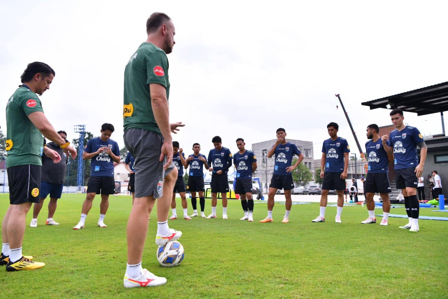 ทีมชาติไทยชุดใหญ่